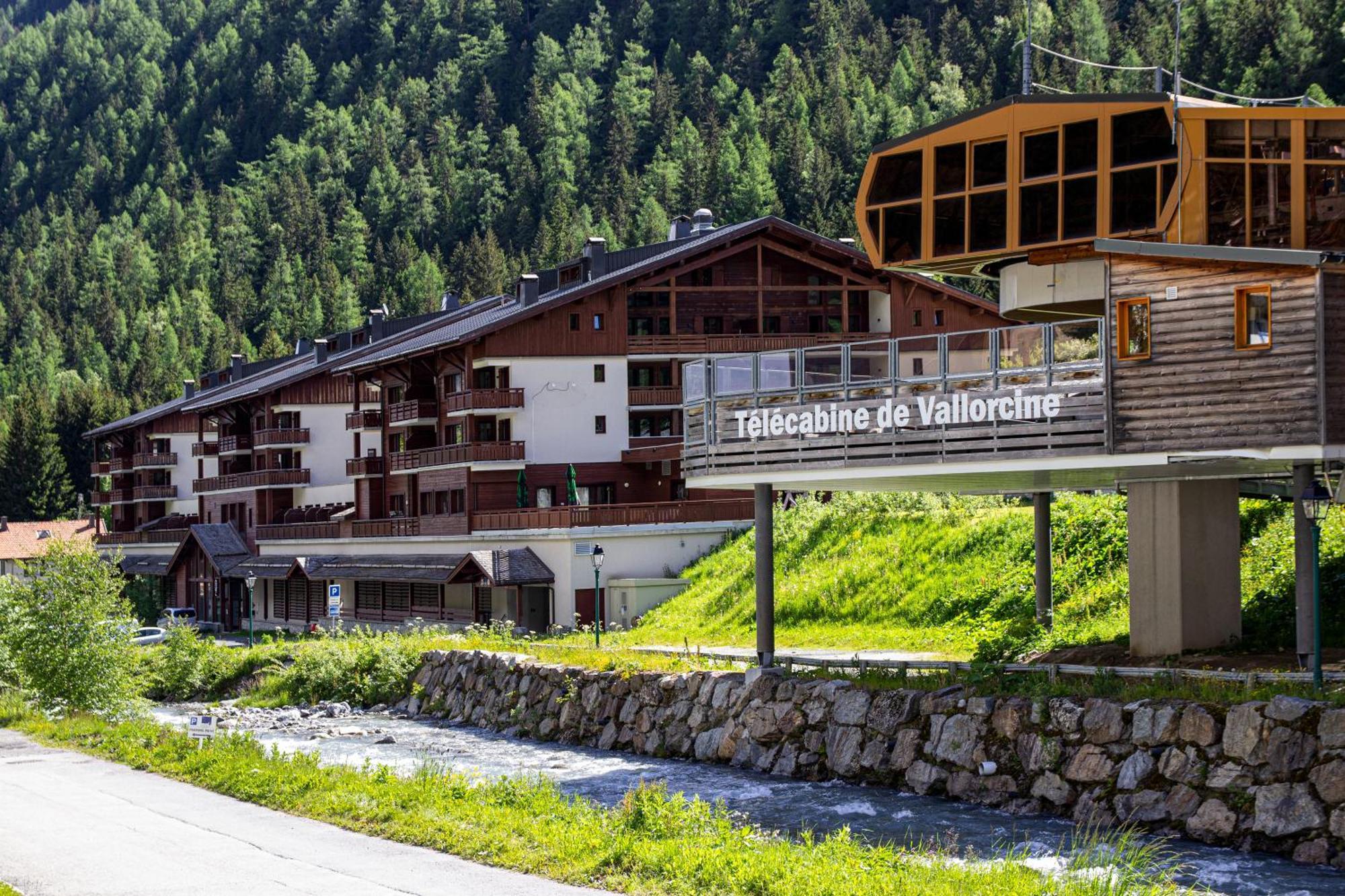 Dormio Resort Les Portes Du Mont Blanc Vallorcine Bagian luar foto